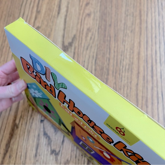 Bird House Painting Kit - Picture 3 of 4